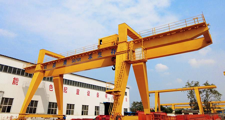 How to operate gantry cranes well and safely?